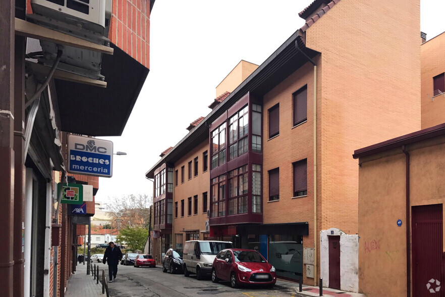 Calle Fuente, 17, Collado Villalba, Madrid en alquiler - Foto del edificio - Imagen 1 de 2