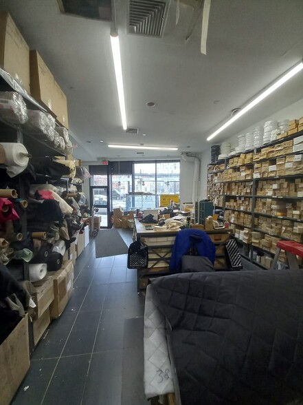 206 Broadway, Brooklyn, NY en alquiler - Foto del interior - Imagen 3 de 8