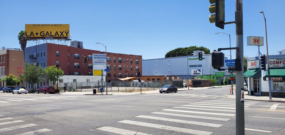 4708 Fountain Ave, Los Angeles, CA en alquiler - Foto del edificio - Imagen 2 de 3