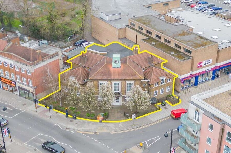 106 High St, West Drayton en venta - Foto del edificio - Imagen 3 de 3