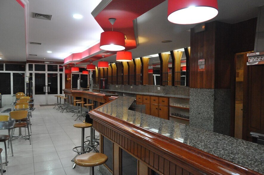 Local en Santiago de Compostela, La Coruna en alquiler - Foto del interior - Imagen 3 de 25