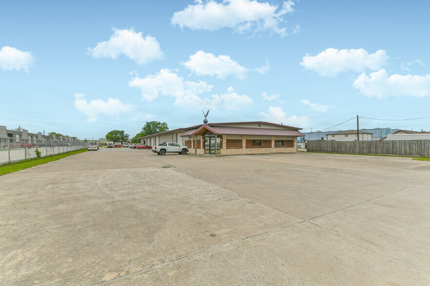 7449 Wright Rd, Houston, TX en venta - Foto del edificio - Imagen 2 de 49