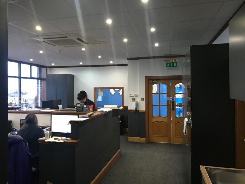 14 Cartside Av, Inchinnan en venta - Foto del edificio - Imagen 2 de 8