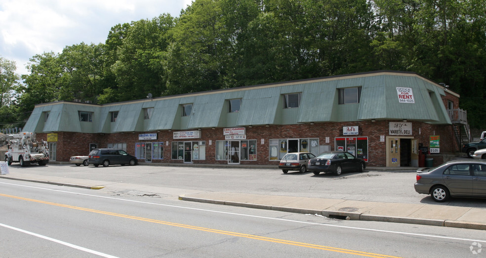 1031 Plainfield St, Johnston, RI en alquiler - Foto del edificio - Imagen 2 de 17