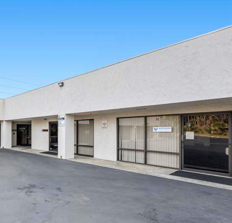 2048 Aldergrove Ave, Escondido, CA en venta - Foto del edificio - Imagen 2 de 12