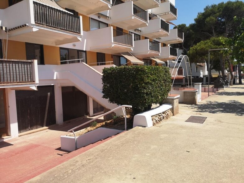 Local en Ciutadella de Menorca en venta - Foto del edificio - Imagen 2 de 11