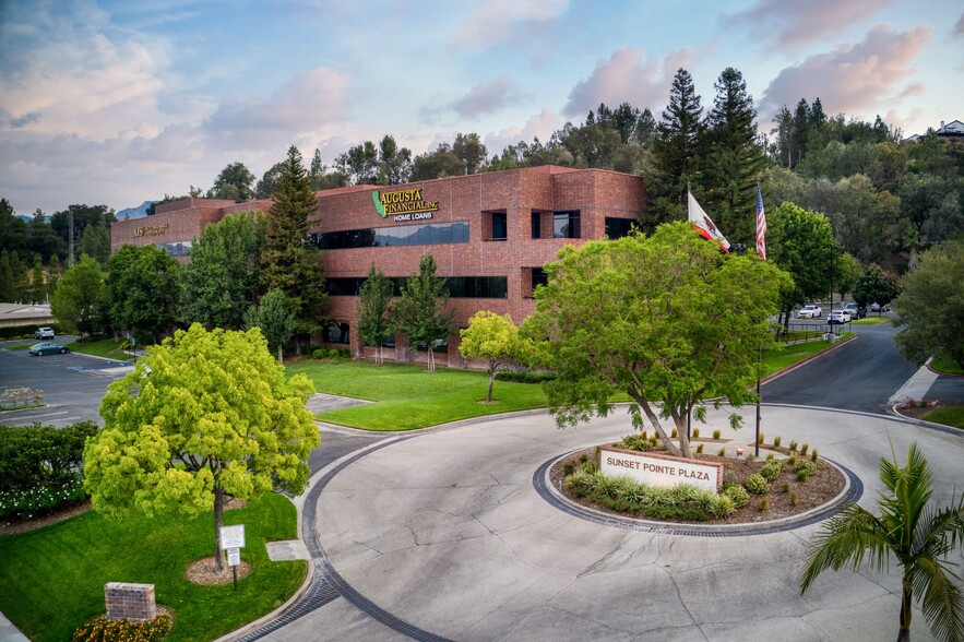 25129 The Old Rd, Stevenson Ranch, CA en alquiler - Foto del edificio - Imagen 3 de 5