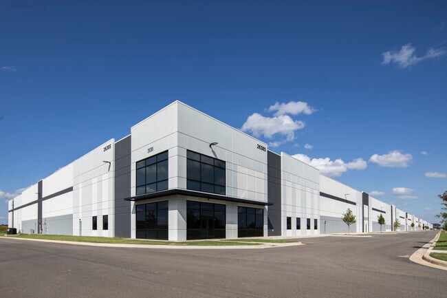 Más detalles de 26385 Distribution Blvd NW, Madison, AL - Nave en alquiler