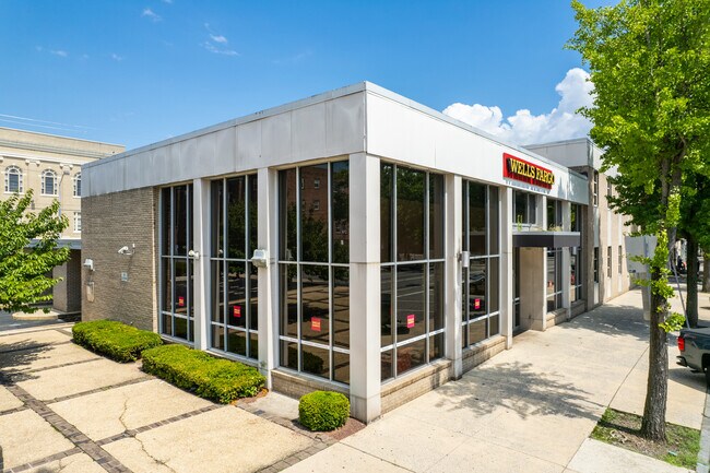 Más detalles de 415 E High St, Pottstown, PA - Local en alquiler