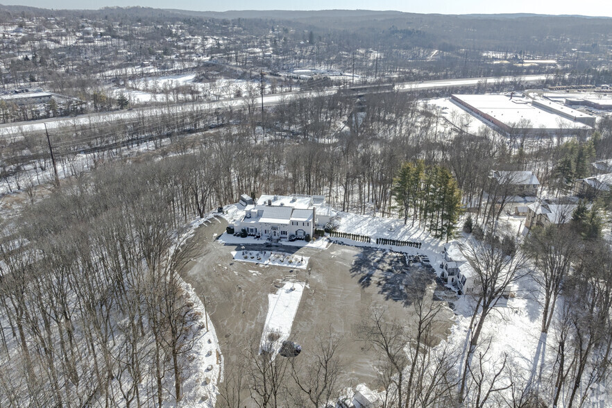 271 Federal Rd, Brookfield, CT en venta - Foto del edificio - Imagen 2 de 5