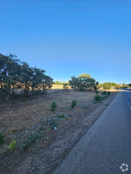 Terrenos en Azuqueca de Henares, Guadalajara en venta - Foto del edificio - Imagen 3 de 3