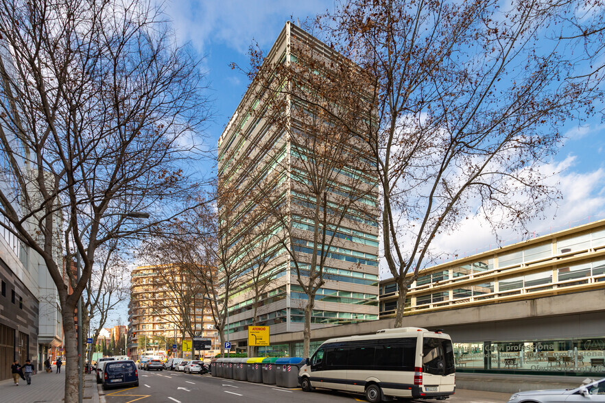 De La Llacuna Carrer, 164-166, Barcelona, Barcelona en alquiler - Foto del edificio - Imagen 2 de 5