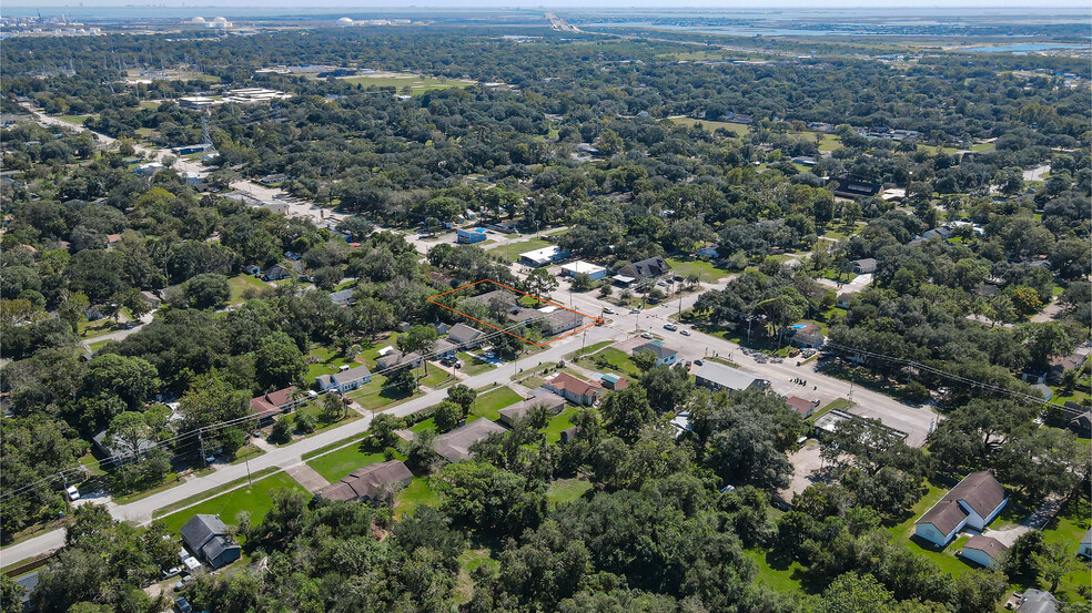 2430 Cedar Dr, La Marque, TX en venta - Foto del edificio - Imagen 3 de 19