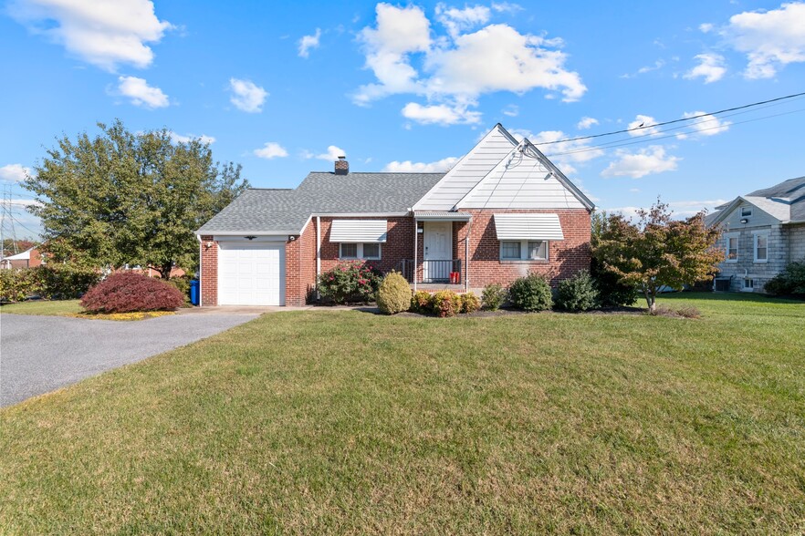 6914 Golden Ring Rd, Rosedale, MD en venta - Foto del edificio - Imagen 2 de 40