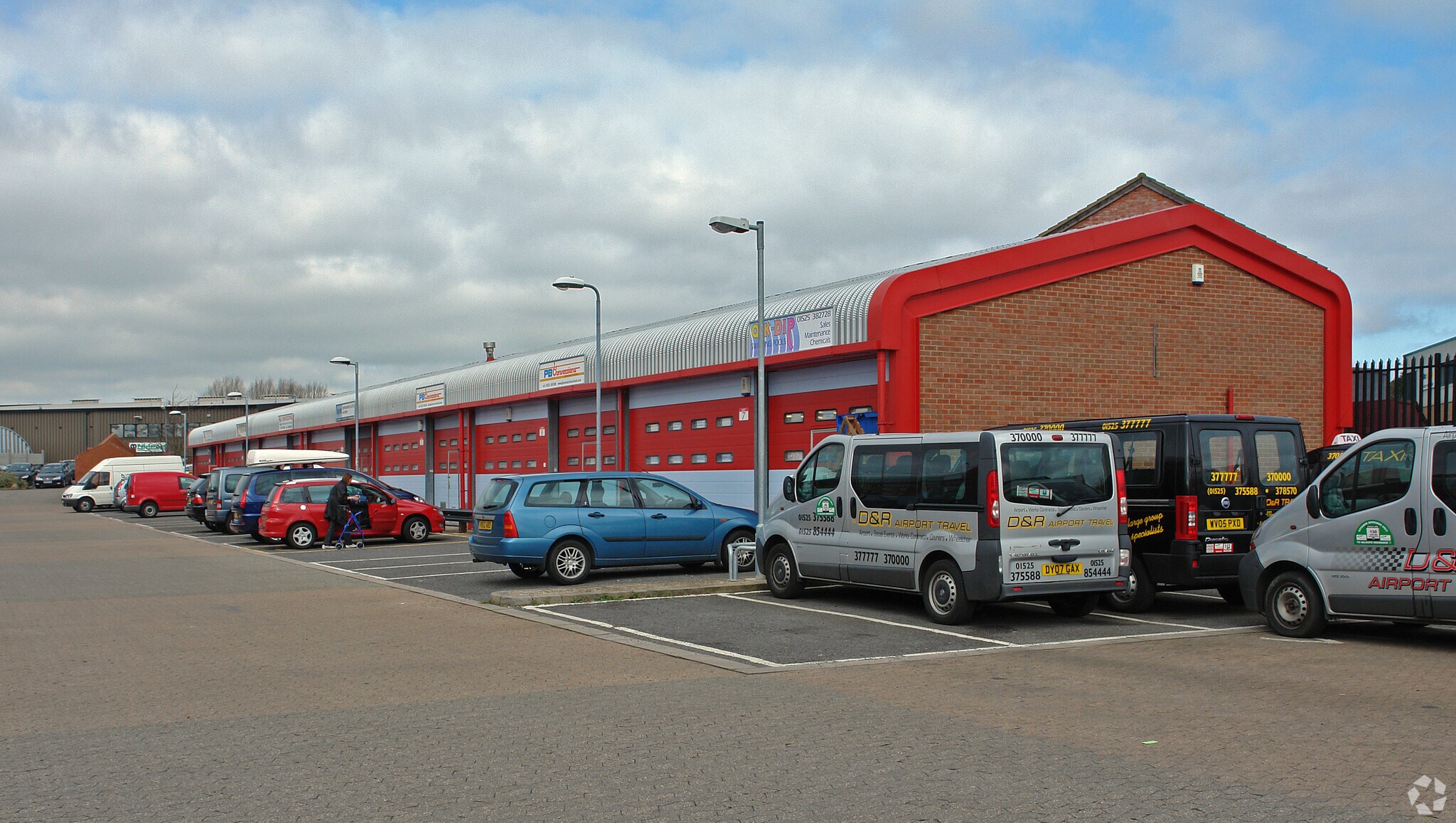 Acacia Clos, Leighton Buzzard en alquiler Foto principal- Imagen 1 de 4