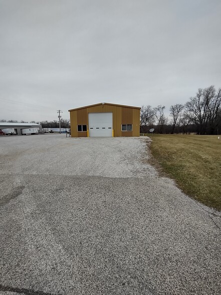 117 N Oakridge Dr, North Prairie, WI en alquiler - Foto del edificio - Imagen 2 de 8