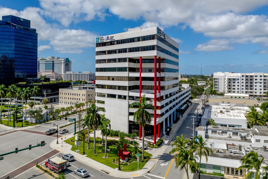 625 N Flagler Dr, West Palm Beach, FL en alquiler - Foto del edificio - Imagen 1 de 45