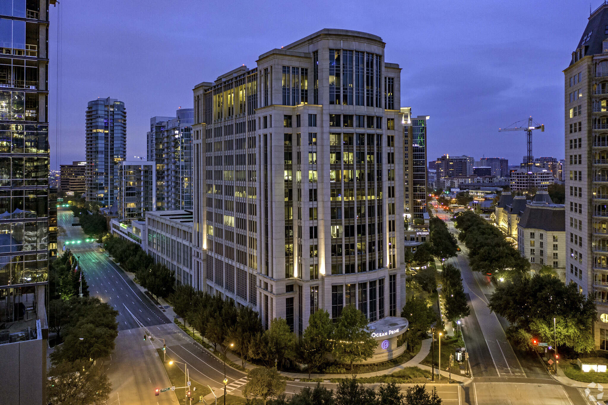 2101 Cedar Springs Rd, Dallas, TX en alquiler Foto del edificio- Imagen 1 de 11