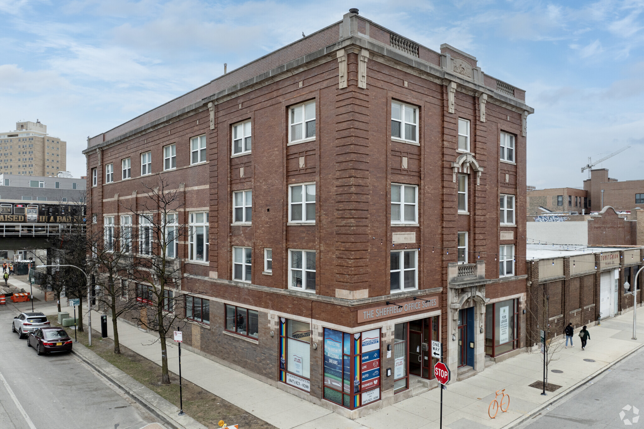 3255-3257 N Sheffield Ave, Chicago, IL en alquiler Foto del edificio- Imagen 1 de 6