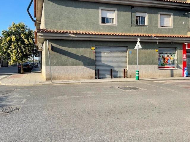 Local en Vegas del Genil en venta - Foto del edificio - Imagen 2 de 17