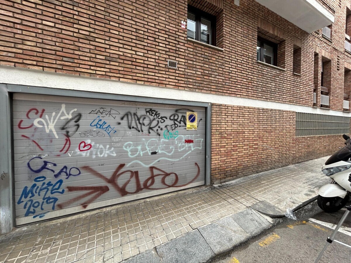 Barcelona, BAR 08023 - Unidad - -  - Foto del interior - Image 1 of 17