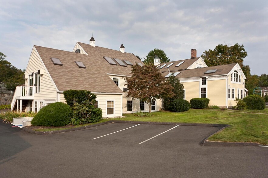 181 Post Rd W, Westport, CT en alquiler - Foto del edificio - Imagen 3 de 11