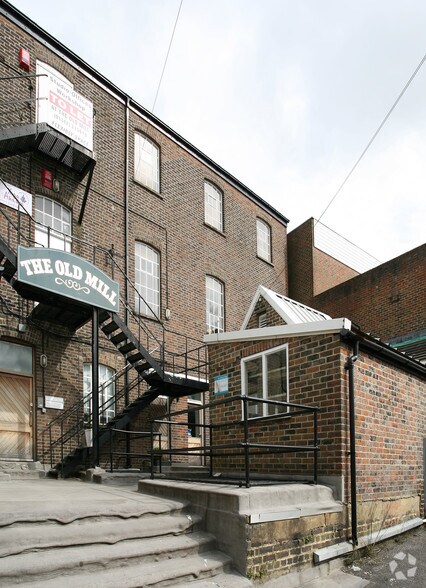 45 London Rd, East Grinstead en alquiler - Foto del edificio - Imagen 2 de 6