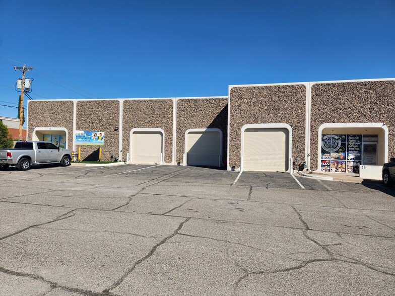 1220 Barranca Dr, El Paso, TX en alquiler - Foto del edificio - Imagen 1 de 10