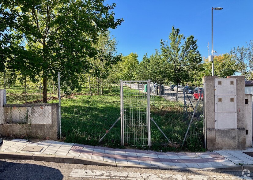 Calle Juan Antonio Zenón, 91, Navalcarnero, Madrid en venta - Foto del edificio - Imagen 1 de 3