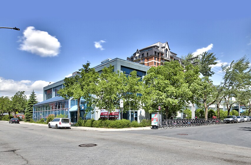 5455 Rue Chauveau, Montréal, QC en venta Foto del edificio- Imagen 1 de 1