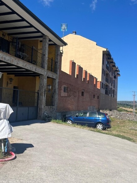 Terreno en El Espinar, Segovia en venta - Foto del edificio - Imagen 3 de 8