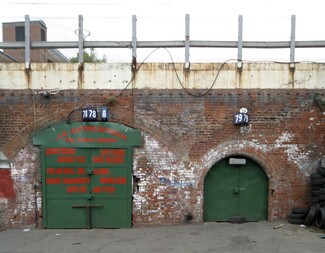Más detalles de Railway St, Leeds - Nave en alquiler