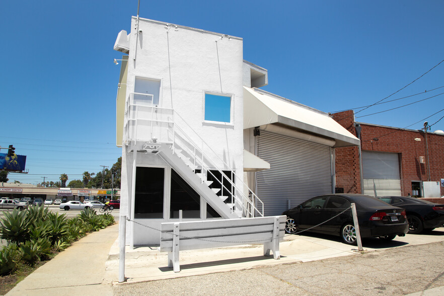 2600 S La Cienega Blvd, Los Angeles, CA en alquiler - Foto del edificio - Imagen 3 de 11