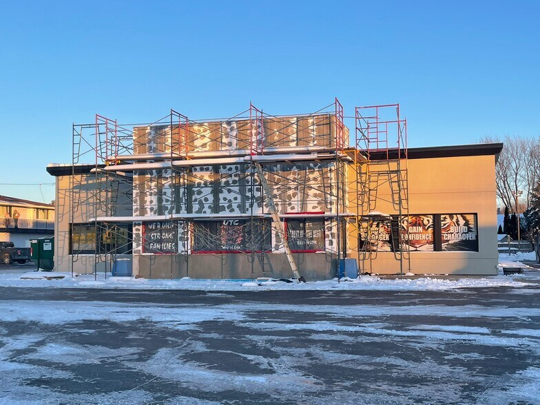 1598 DeKalb Ave, Sycamore, IL en alquiler - Foto del edificio - Imagen 2 de 4