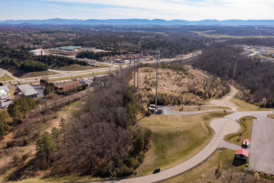 Lot 56 Augusta Woods, Staunton, VA en venta - Foto del edificio - Imagen 2 de 76