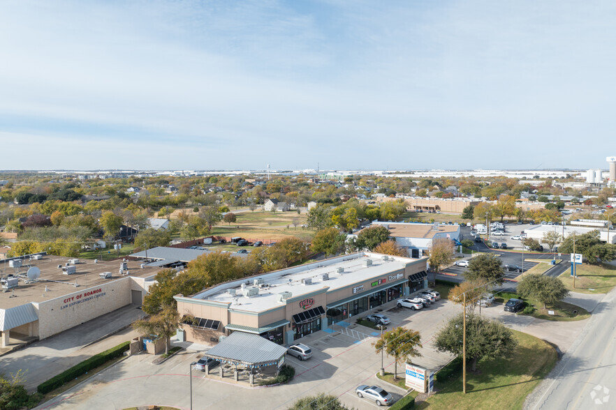 600 E Byron Nelson Blvd, Roanoke, TX en alquiler - Foto del edificio - Imagen 2 de 6