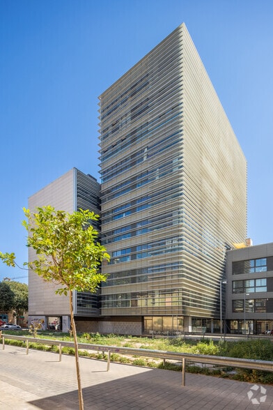 Carrer del Doctor Trueta, 179, Barcelona, Barcelona en alquiler - Foto del edificio - Imagen 2 de 6
