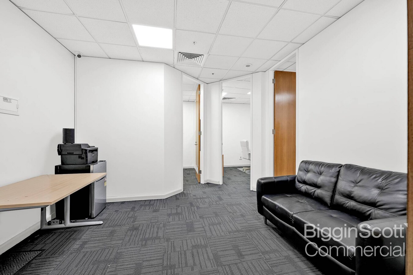 368 St Kilda Rd, Melbourne, VIC 3004 - Unidad 420 - - Foto del interior - Image 2 of 5