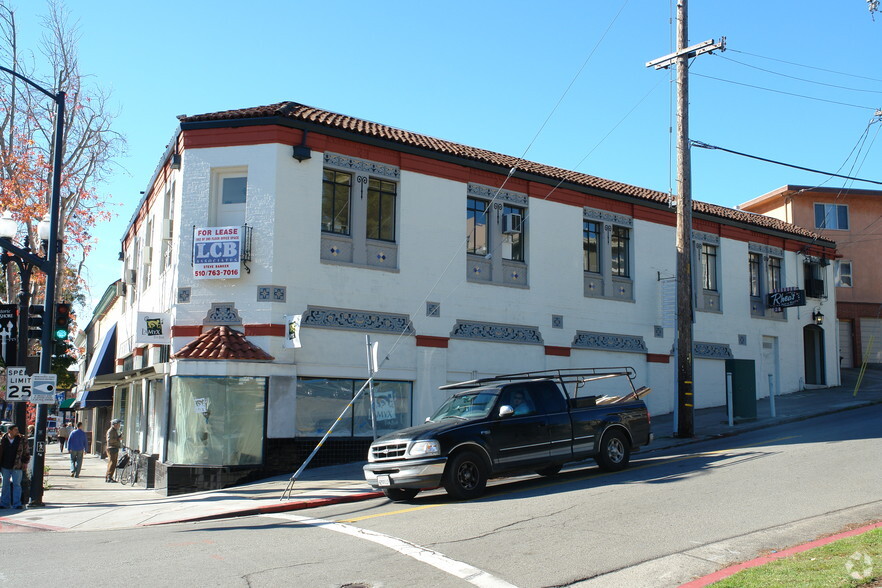 585 Mandana Blvd, Oakland, CA en alquiler - Foto del edificio - Imagen 2 de 4