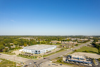 815 N Opdyke Rd, Auburn Hills, MI - VISTA AÉREA  vista de mapa - Image1