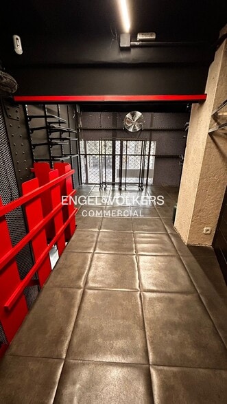 Local en Barcelona, Barcelona en alquiler - Foto del interior - Imagen 3 de 3