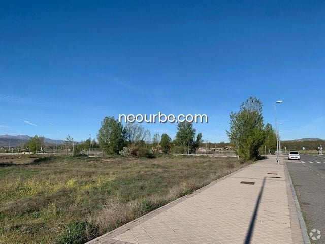 Terreno en Ávila, Ávila en venta - Foto del edificio - Imagen 1 de 3