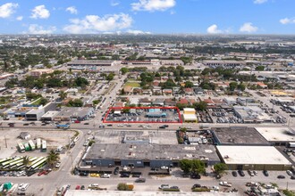 3340 NW 36th St, Miami, FL - VISTA AÉREA  vista de mapa - Image1