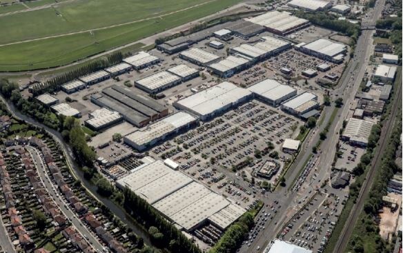 Bechers Dr, Liverpool en alquiler Foto del edificio- Imagen 1 de 2