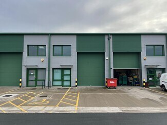 Más detalles de Tachbrook Park, Warwick - Nave en alquiler