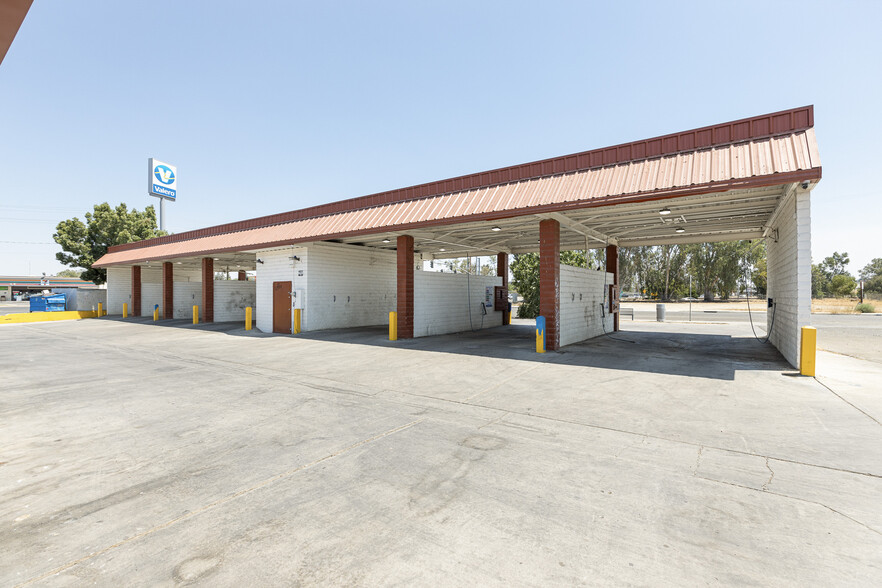 3999 N Parkway Dr, Fresno, CA en venta - Foto del edificio - Imagen 3 de 11