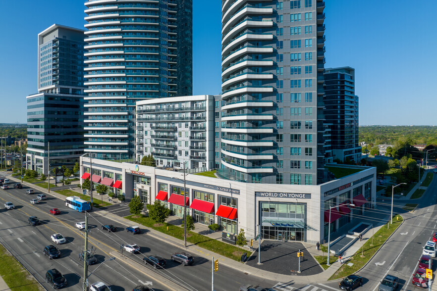 7163 Yonge St, Markham, ON en venta - Foto del edificio - Imagen 3 de 6