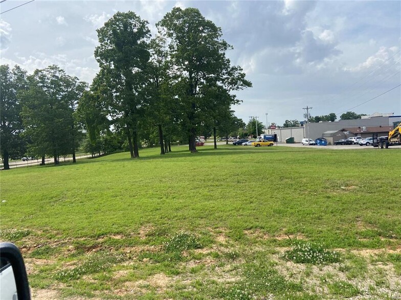 1224 N Westwood Blvd, Poplar Bluff, MO en venta - Foto de la construcción - Imagen 3 de 3