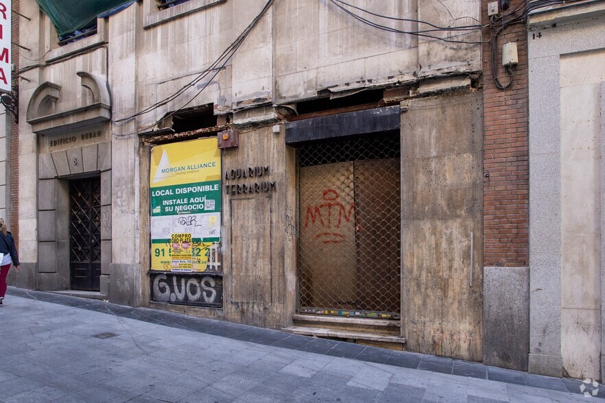 Calle Maestro Victoria, 8, Madrid, Madrid en alquiler - Foto del edificio - Imagen 3 de 3