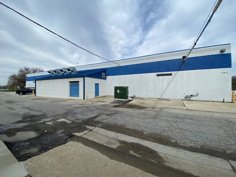 1842 Ludlow Ave, Indianapolis, IN en venta - Foto del edificio - Imagen 2 de 3